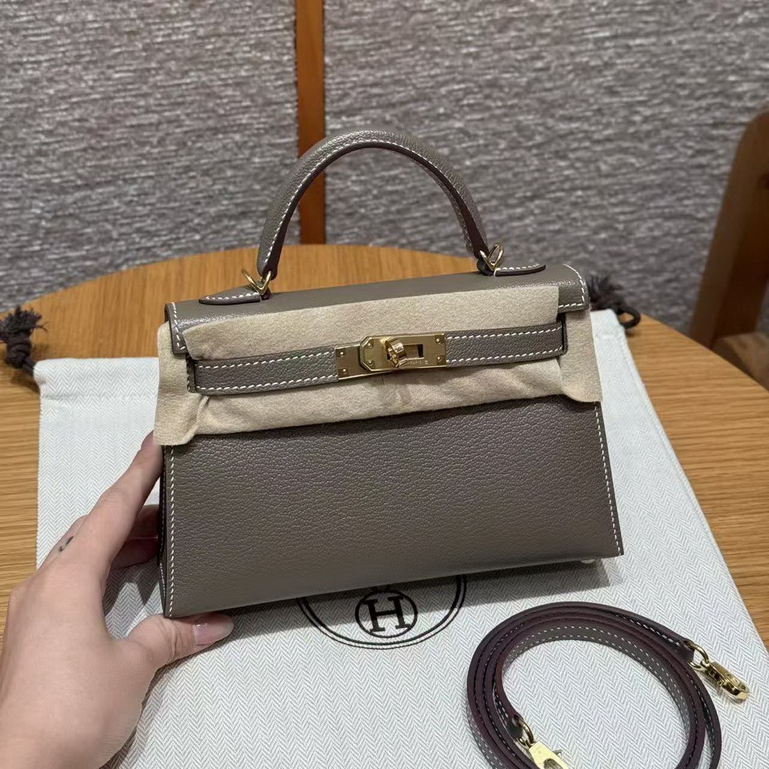 Hermes Kelly Mini 2 19 CM Bag Handmade In Chèvre Calfskin Leather Gold Hardware 18 Etoupe