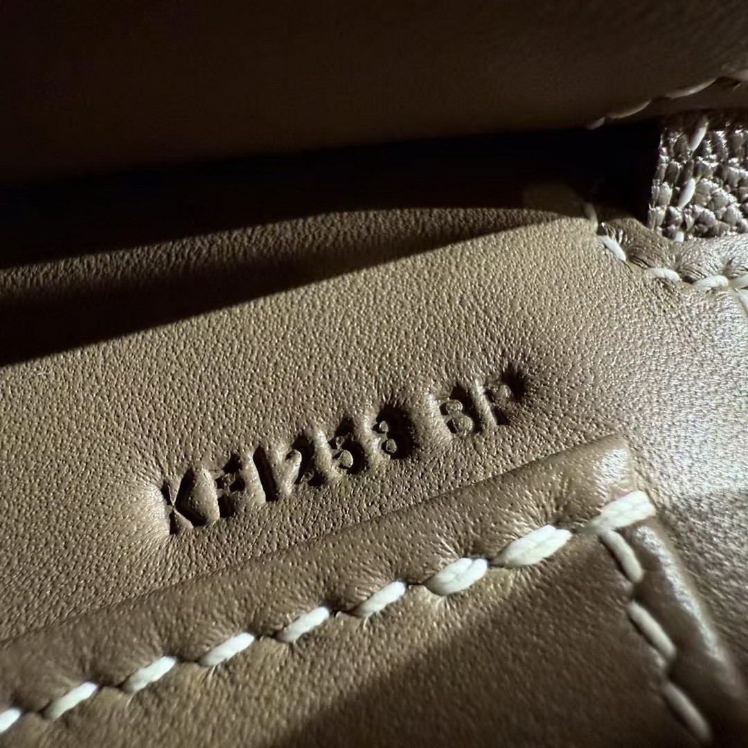 Hermes Kelly Mini 2 19 CM Bag Handmade In Chèvre Calfskin Leather Gold Hardware 18 Etoupe - Image 20