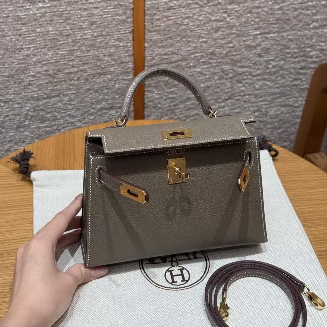 Hermes Kelly Mini 2 19 CM Bag Handmade In Chèvre Calfskin Leather Gold Hardware 18 Etoupe - Image 18