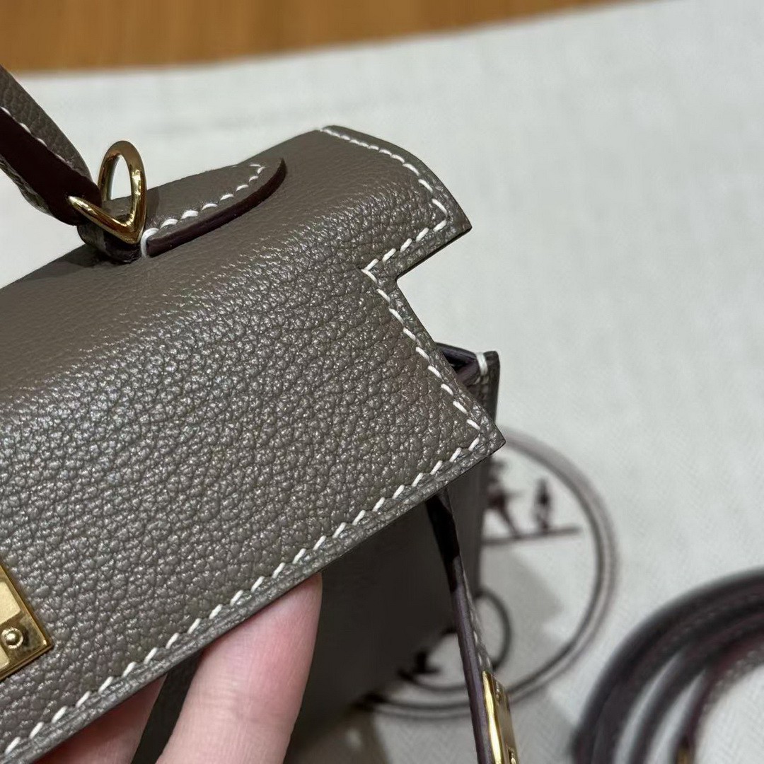 Hermes Kelly Mini 2 19 CM Bag Handmade In Chèvre Calfskin Leather Gold Hardware 18 Etoupe - Image 16