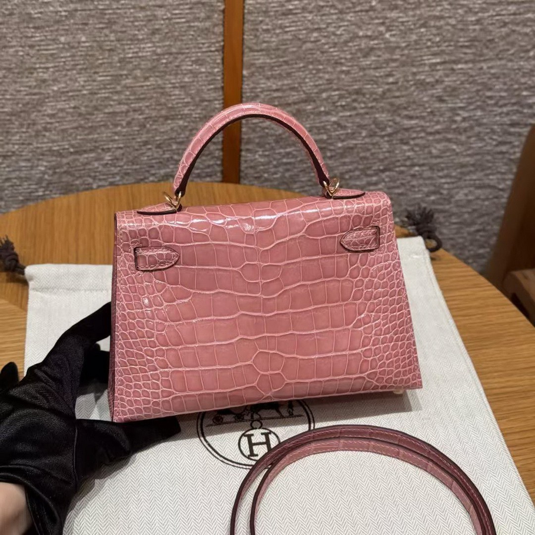 Hermes Kelly Mini 2 19 CM Bag Handmade In Bright American Alligator Leather Gold Hardware 1Q Rose Confetti - Image 2