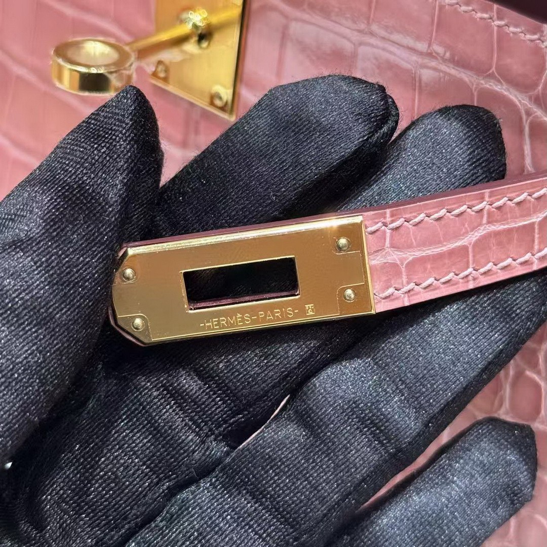 Hermes Kelly Mini 2 19 CM Bag Handmade In Bright American Alligator Leather Gold Hardware 1Q Rose Confetti - Image 11