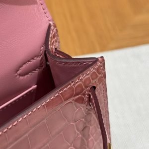Hermes Kelly Mini 2 19 CM Bag Handmade In Bright American Alligator Leather Gold Hardware 1Q Rose Confetti - Image 5