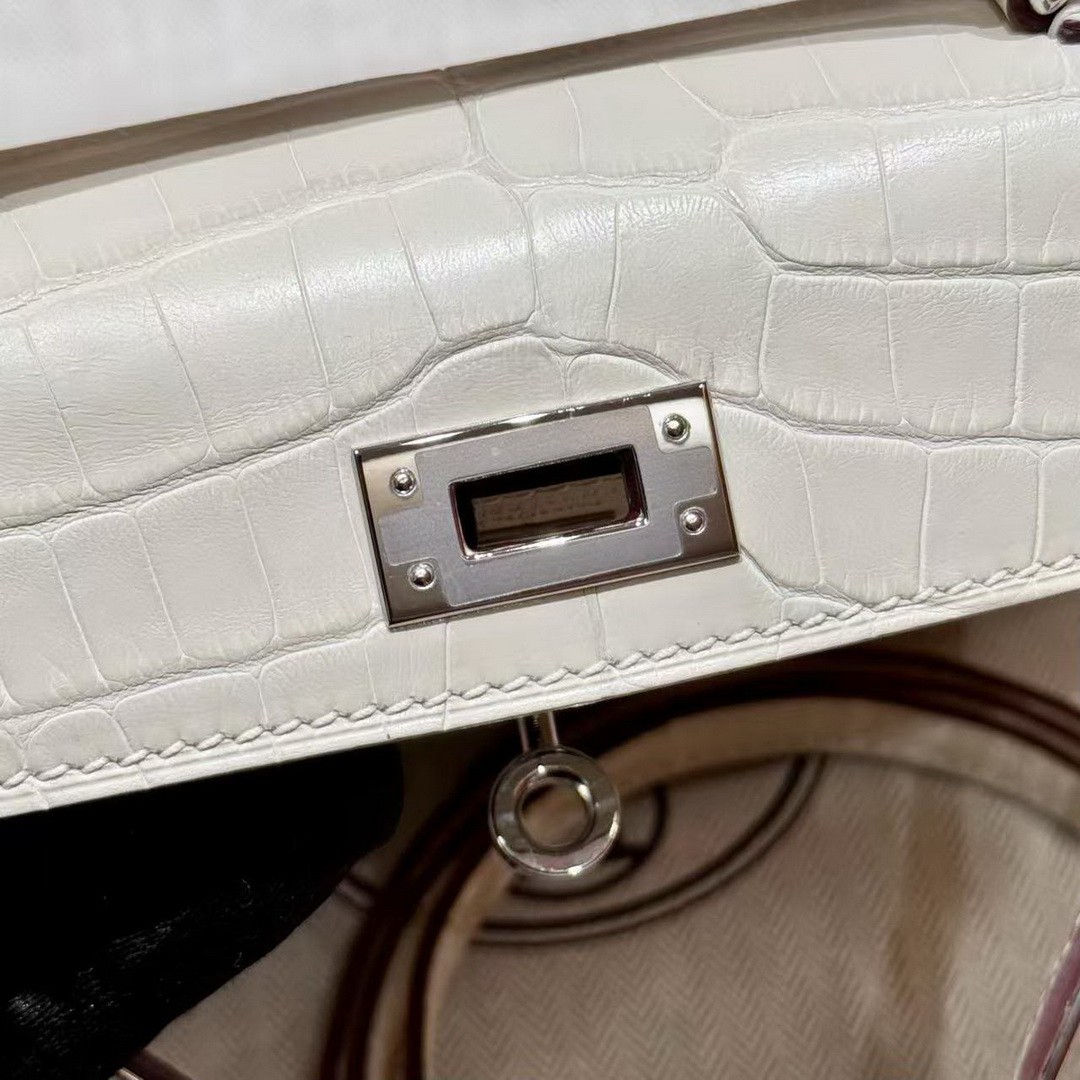 Hermes Kelly Mini 2 19 CM Bag Handmade In Matte Alligator Leather from Mississippi Sliver Hardware 3C Parchemin - Image 5