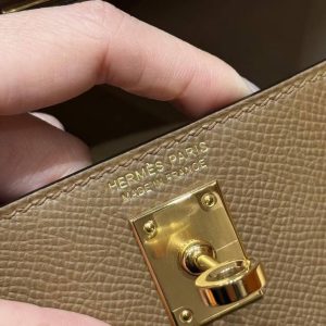 Hermes Kelly Mini 2 19 CM Bag Handmade In Epsom Calfskin Leather Gold Hardware 3G Alezan - Image 4