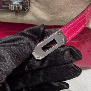 Hermes Kelly Mini 2 19 CM Bag Handmade In Alligator Leather From Mississippi Silver Hardware 5J Fushsia - Image 24