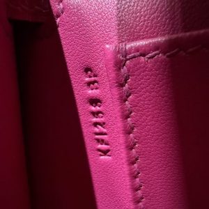 Hermes Kelly Mini 2 19 CM Bag Handmade In Alligator Leather From Mississippi Silver Hardware 5J Fushsia - Image 17