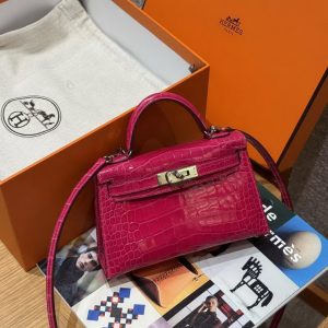 Hermes Kelly Mini 2 19 CM Bag Handmade In Alligator Leather From Mississippi Silver Hardware 5J Fushsia - Image 13