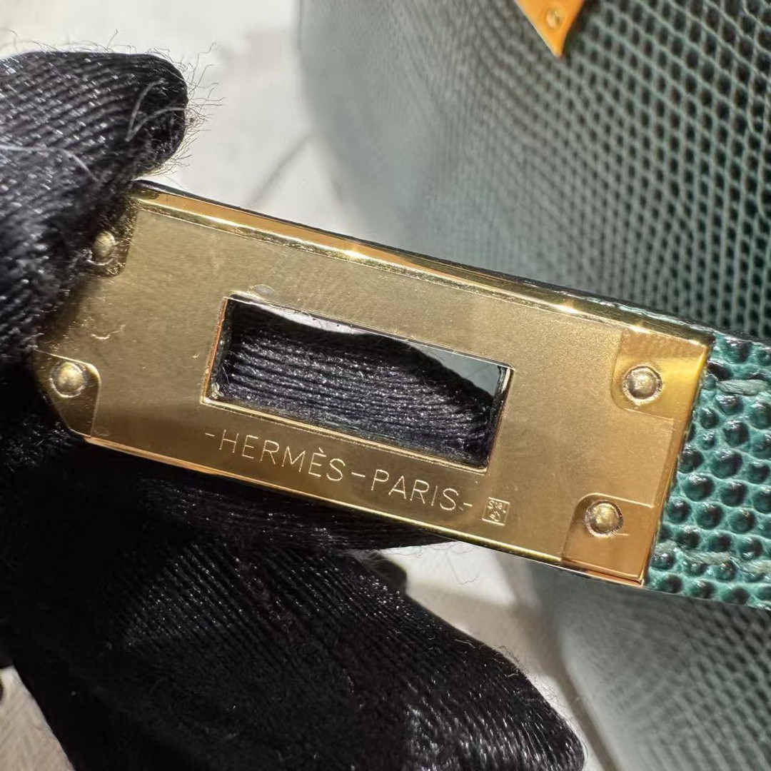 Hermes Kelly Mini 2 19 CM Bag Handmade In Lizard Leather From South Africa Gold Hardware 60 Vert Pochette - Image 26