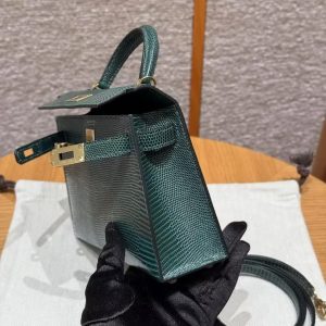 Hermes Kelly Mini 2 19 CM Bag Handmade In Lizard Leather From South Africa Gold Hardware 60 Vert Pochette - Image 24