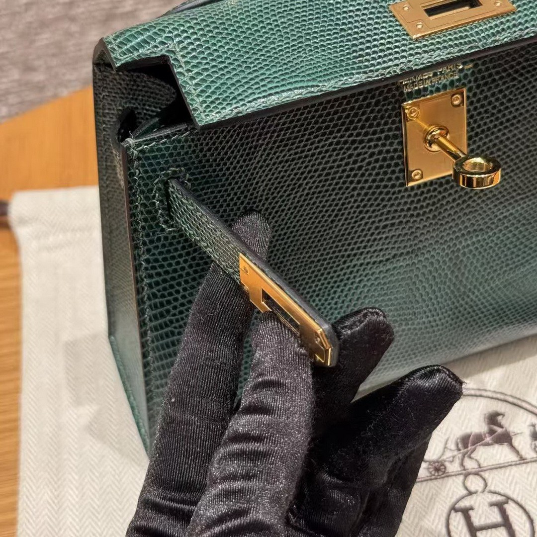 Hermes Kelly Mini 2 19 CM Bag Handmade In Lizard Leather From South Africa Gold Hardware 60 Vert Pochette - Image 19