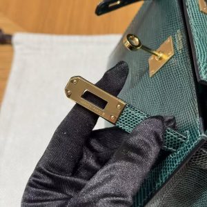 Hermes Kelly Mini 2 19 CM Bag Handmade In Lizard Leather From South Africa Gold Hardware 60 Vert Pochette - Image 17