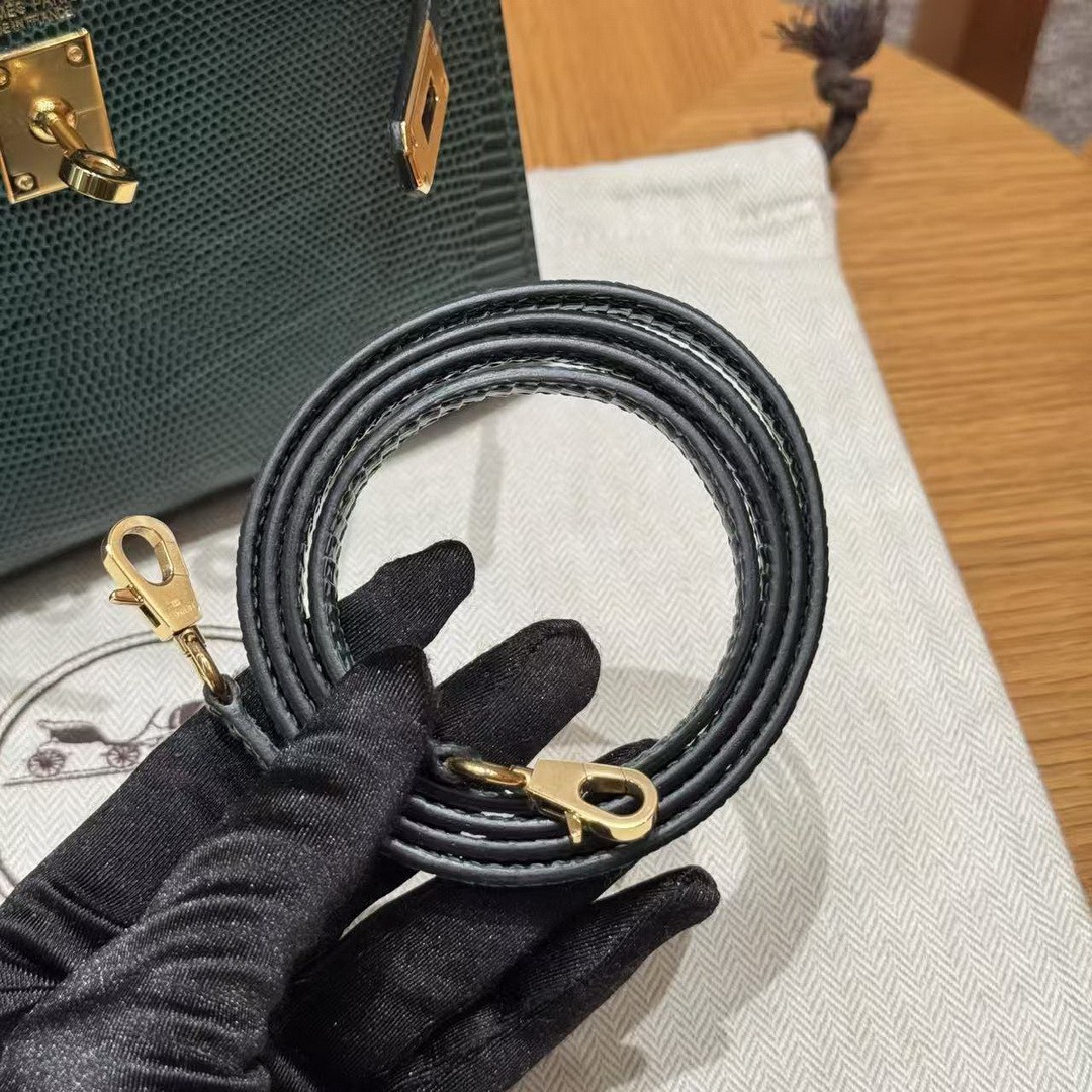 Hermes Kelly Mini 2 19 CM Bag Handmade In Lizard Leather From South Africa Gold Hardware 60 Vert Pochette - Image 15