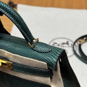 Hermes Kelly Mini 2 19 CM Bag Handmade In Lizard Leather From South Africa Gold Hardware 60 Vert Pochette - Image 7