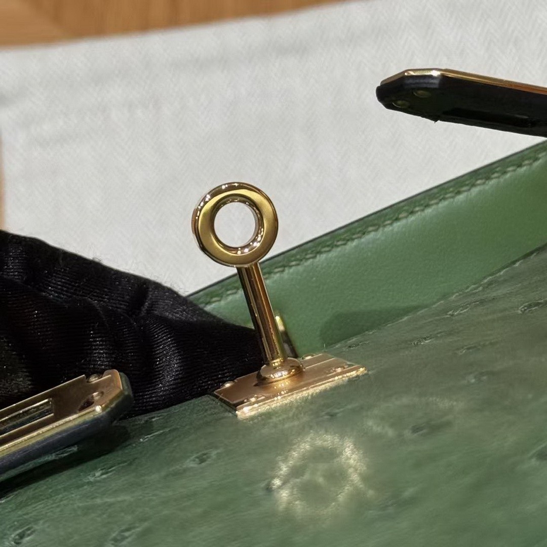 Hermes Kelly Mini 2 19 CM Bag Handmade In KK Ostrich Leather from South Africa Gold Hardware 61 Olive Green - Image 4