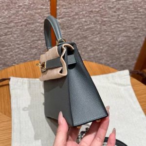 Hermes Kelly Mini 2 19 CM Bag Handmade In Epsom Calfskin Leather Gold Hardware 63 Vert Amanda - Image 18