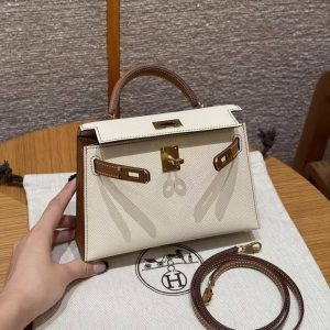 Hermes Kelly Mini 2 19 CM Bag Handmade In Epsom Calfskin Leather Gold Hardware I2 Nata 37 Gold - Image 11