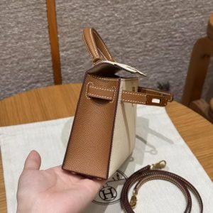 Hermes Kelly Mini 2 19 CM Bag Handmade In Epsom Calfskin Leather Gold Hardware I2 Nata 37 Gold - Image 10