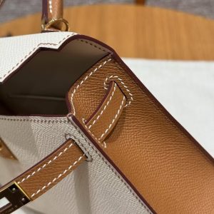 Hermes Kelly Mini 2 19 CM Bag Handmade In Epsom Calfskin Leather Gold Hardware I2 Nata 37 Gold - Image 5
