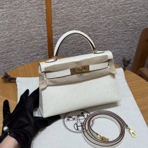 Hermes Kelly Mini 2 19 CM Bag Handmade In KK Ostrich Leather from South Africa Gold Hardware I2 Nata