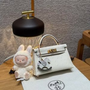 Hermes Kelly Mini 2 19 CM Bag Handmade In KK Ostrich Leather from South Africa Gold Hardware I2 Nata - Image 10