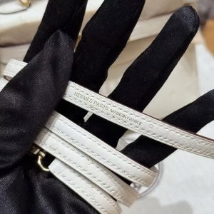 Hermes Kelly Mini 2 19 CM Bag Handmade In KK Ostrich Leather from South Africa Gold Hardware I2 Nata - Image 3