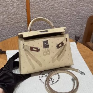 Hermes Kelly Mini 2 19 CM Bag Handmade In KK Ostrich Leather from South Africa Silver Hardware Y1 Vanille - Image 13
