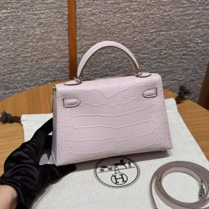 Hermes Kelly Mini 2 19CM Bag Handmade In Matte Alligator Leather from Mississippi Silver Hardware 09 Mauve Pale - Image 2
