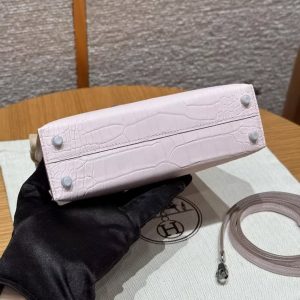 Hermes Kelly Mini 2 19CM Bag Handmade In Matte Alligator Leather from Mississippi Silver Hardware 09 Mauve Pale - Image 17