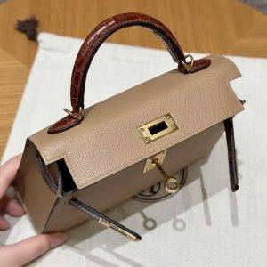 Hermes Kelly Mini 2 19CM Bag Handmade In Madame and Alligator Leather Gold Hardware 0M Chai 33 Miel - Image 17