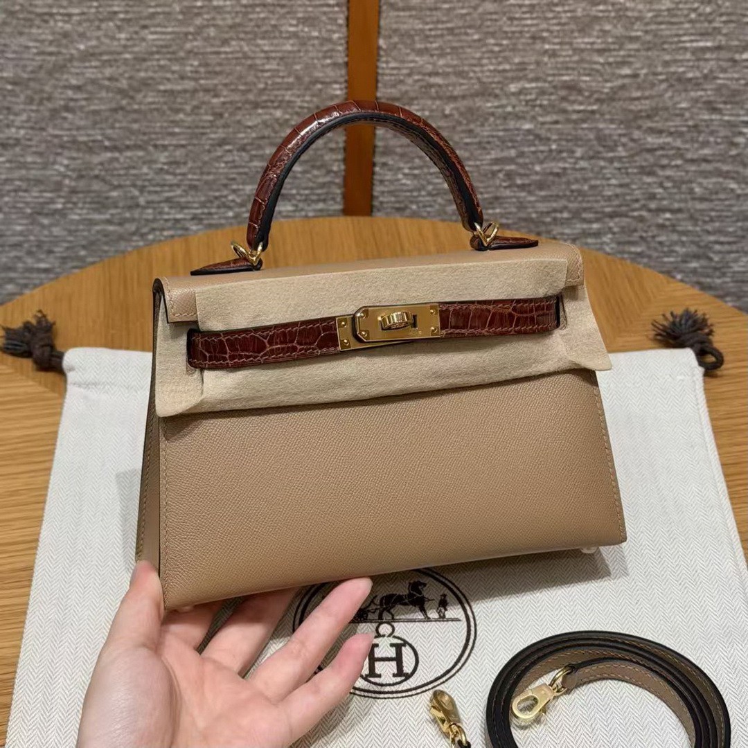 Hermes Kelly Mini 2 19CM Bag Handmade In Madame and Alligator Leather Gold Hardware 0M Chai 33 Miel