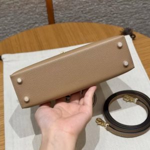 Hermes Kelly Mini 2 19CM Bag Handmade In Madame and Alligator Leather Gold Hardware 0M Chai 33 Miel - Image 8