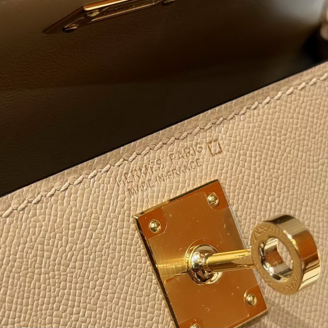 Hermes Kelly Mini 2 19CM Bag Handmade In Madame and Alligator Leather Gold Hardware 0M Chai 33 Miel - Image 5