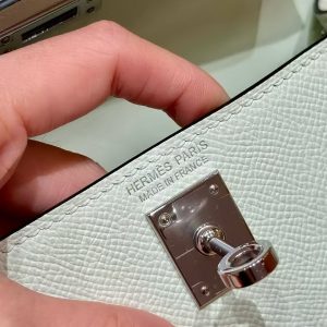 Hermes Kelly Mini 2 19CM Bag Handmade In Epsom Calfskin Leather Silver Hardware 0S Vert Fizz - Image 11