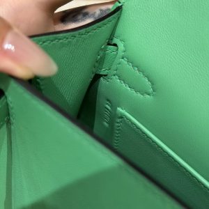 Hermes Kelly Mini 2 19CM Bag Handmade In Swift Calfskin Leather Gold Hardware 0T Vert Comics - Image 15