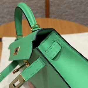 Hermes Kelly Mini 2 19CM Bag Handmade In Swift Calfskin Leather Gold Hardware 0T Vert Comics - Image 7