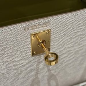Hermes Kelly Mini 2 19CM Bag Handmade In Epsom Calfskin Leather Gold Hardware 10 Craie 9R Lime - Image 17