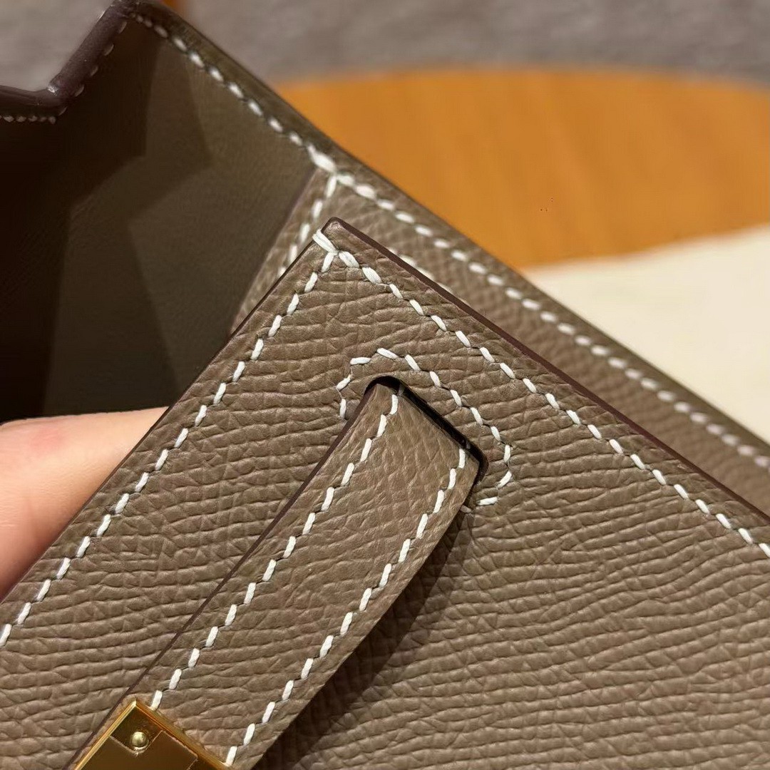 Hermes Kelly Mini 2 19CM Bag Handmade In Epsom Calfskin Leather Gold Hardware 18 Etoupe - Image 17