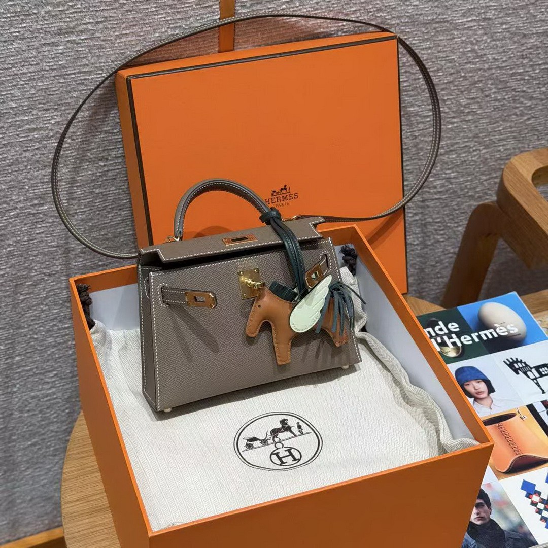 Hermes Kelly Mini 2 19CM Bag Handmade In Epsom Calfskin Leather Gold Hardware 18 Etoupe - Image 15