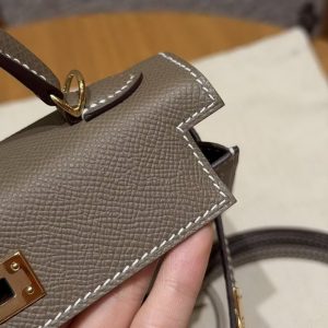 Hermes Kelly Mini 2 19CM Bag Handmade In Epsom Calfskin Leather Gold Hardware 18 Etoupe - Image 11