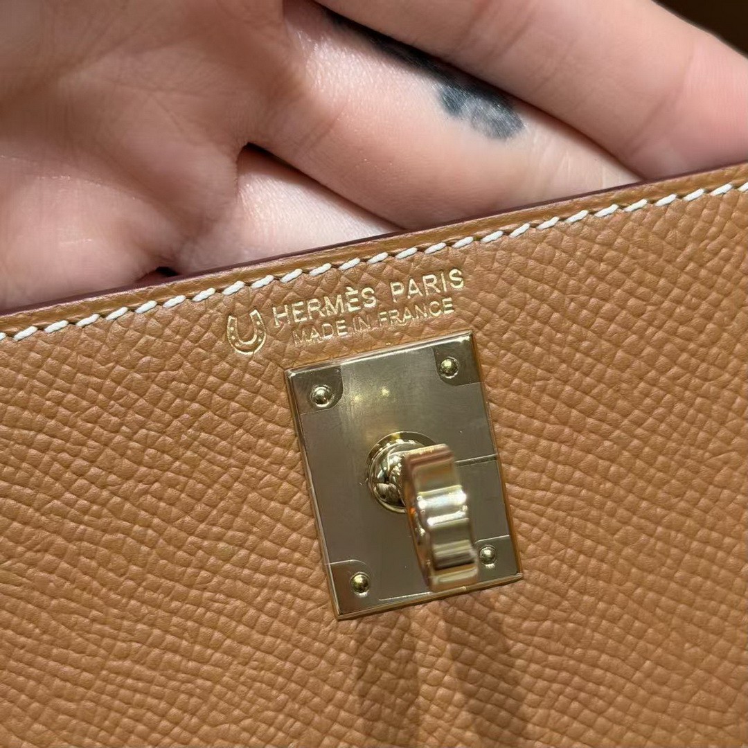 Hermes Kelly Mini 2 19CM Bag Handmade In Epsom Calfskin Leather Gold Hardware 37 Gold 10 Craie - Image 16