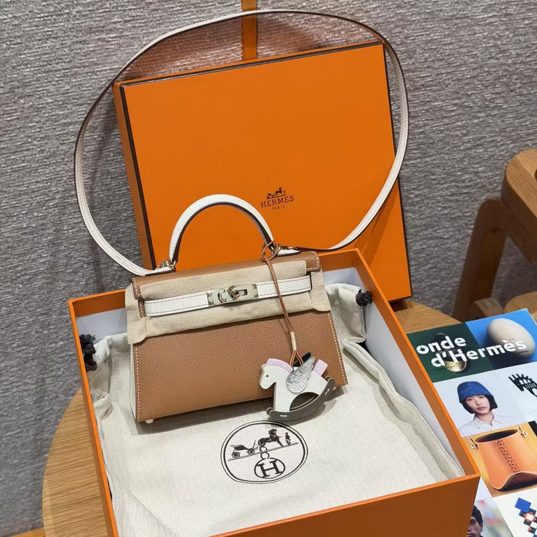 Hermes Kelly Mini 2 19CM Bag Handmade In Epsom Calfskin Leather Gold Hardware 37 Gold 10 Craie - Image 15