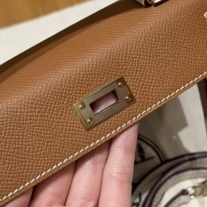 Hermes Kelly Mini 2 19CM Bag Handmade In Epsom Calfskin Leather Gold Hardware 37 Gold 10 Craie - Image 11