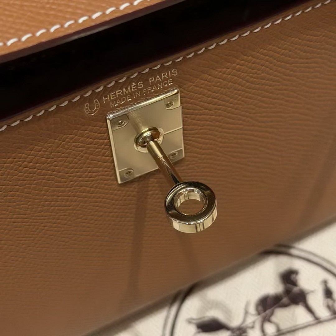 Hermes Kelly Mini 2 19CM Bag Handmade In Epsom Calfskin Leather Gold Hardware 37 Gold 10 Craie - Image 9