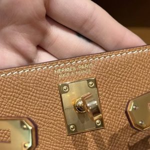Hermes Kelly Mini 2 19CM Bag Handmade In Epsom Calfskin Leather Gold Hardware 37 Gold - Image 15