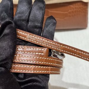 Hermes Kelly Mini 2 19CM Bag Handmade In Matte Alligator Leather from Mississippi Silver Hardware 37 Gold - Image 4