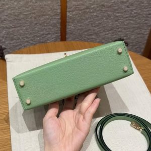 Hermes Kelly Mini 2 19CM Bag Handmade In Chèvre Calfskin Leather Gold Hardware 3i Vert Criquent - Image 23