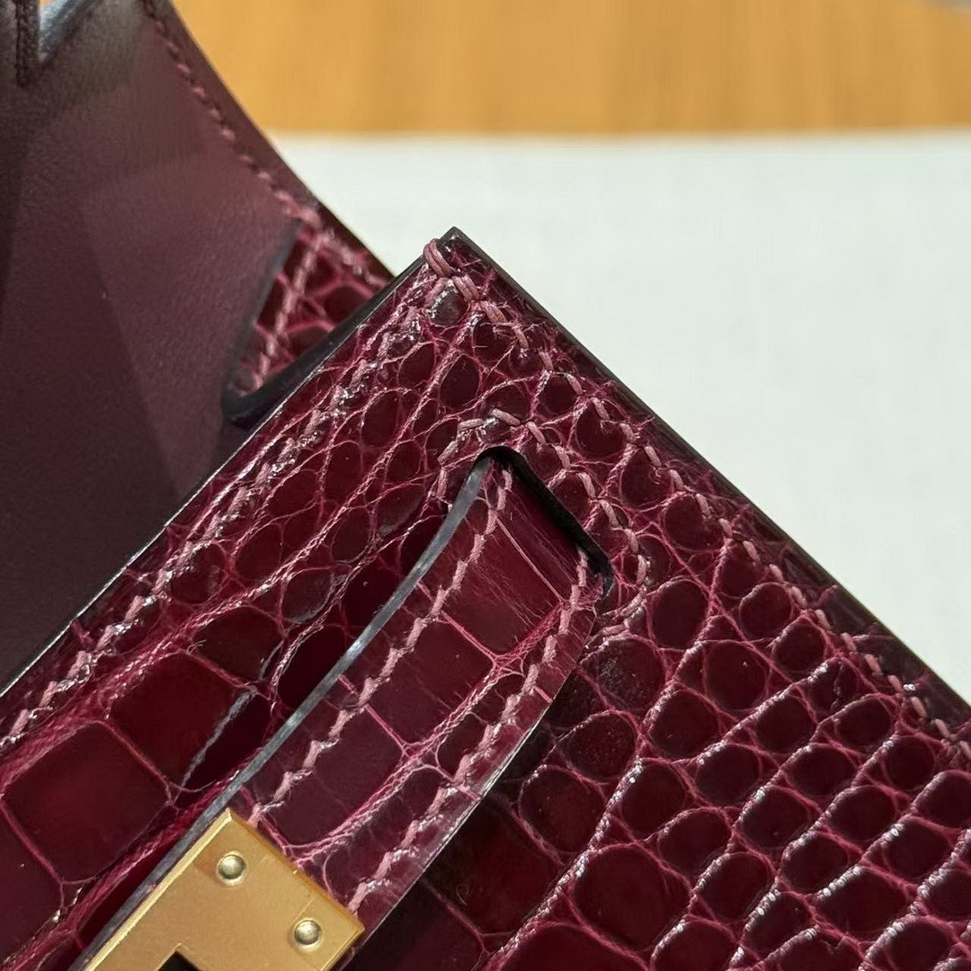 Hermes Kelly Mini 2 19CM Bag Handmade In Alligator Leather from Mississippi Gold Hardware 57 Bordeaux - Image 11