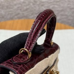 Hermes Kelly Mini 2 19CM Bag Handmade In Alligator Leather from Mississippi Gold Hardware 57 Bordeaux - Image 8