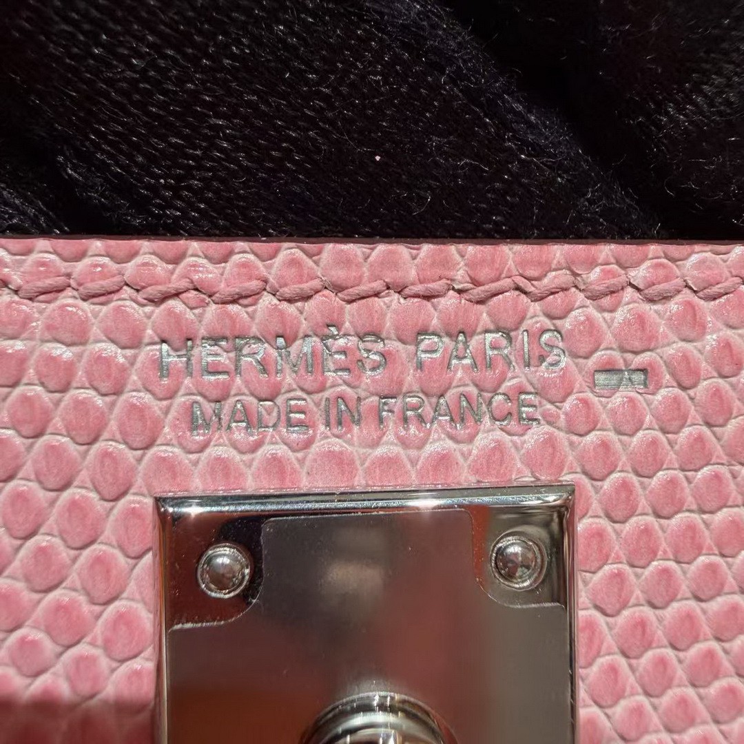 Hermes Kelly Mini 2 19CM Bag Handmade In Lizard Leather from South Africa Silver Hardware 5p Pink - Image 24